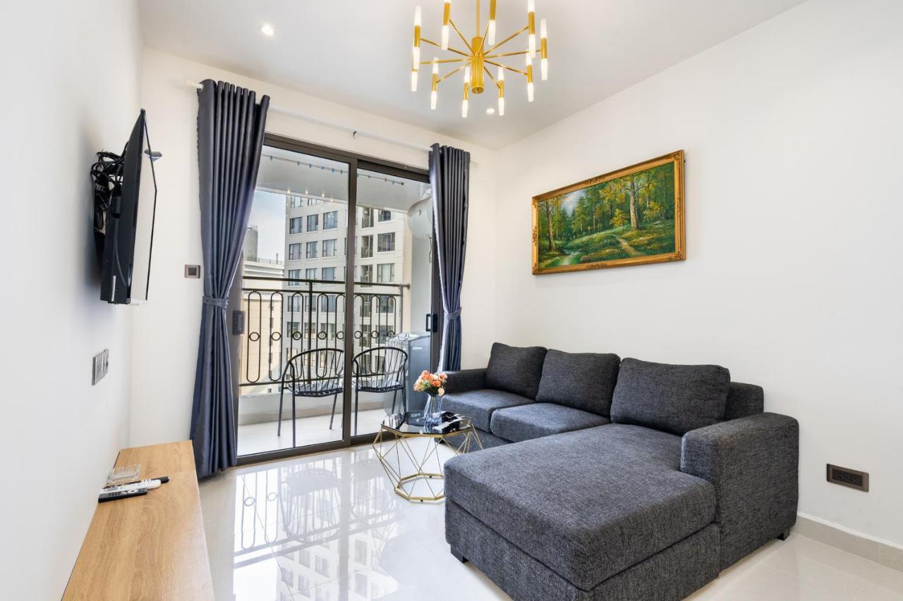 Apartment Price Saigon Royal 2 Bedrooms *